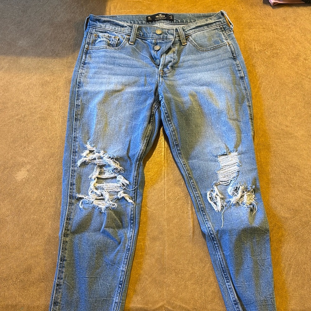 Hollister distressed jeans